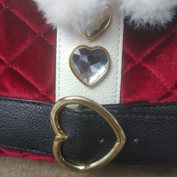 Betsey Johnson Santa suit crossbody - Picture 4 of 12